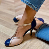 Susaira | Scarpe court T-strap colorate e comode con punta rotonda