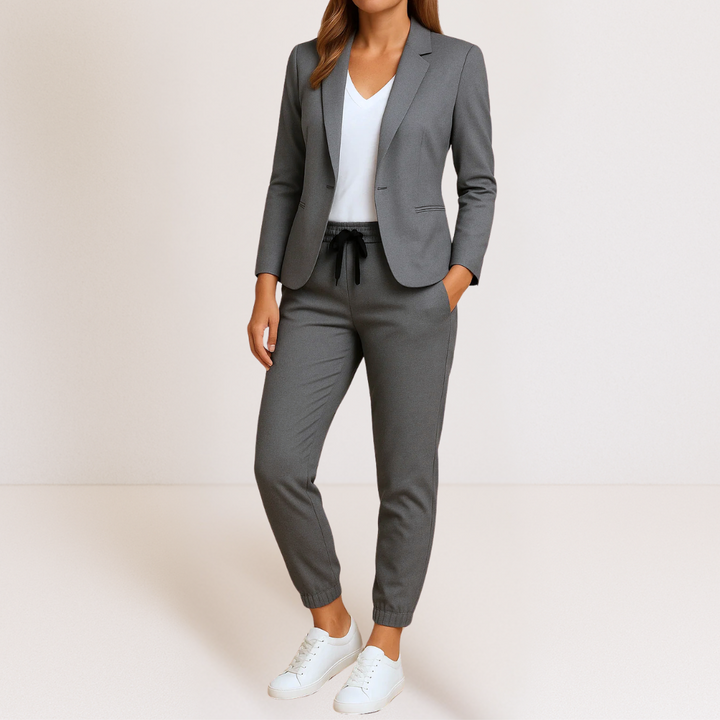 Beatrice | Eleganza moderna in un completo comodo