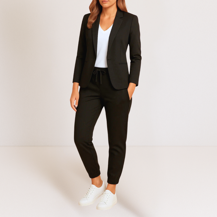 Beatrice | Eleganza moderna in un completo comodo