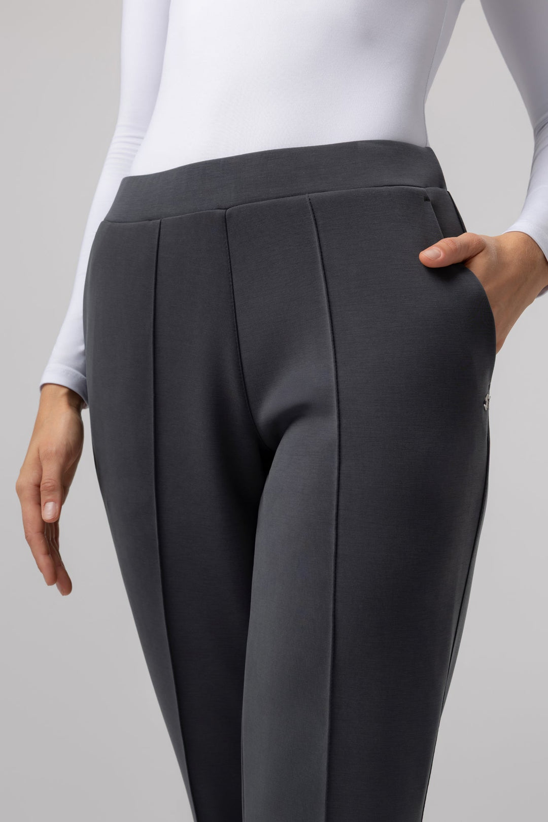 Pantaloni Relaxed ChicLine Ajda