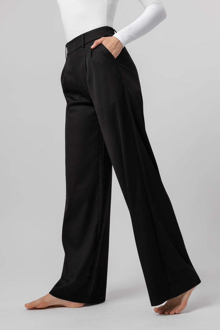 Pantaloni ChicLine Lina